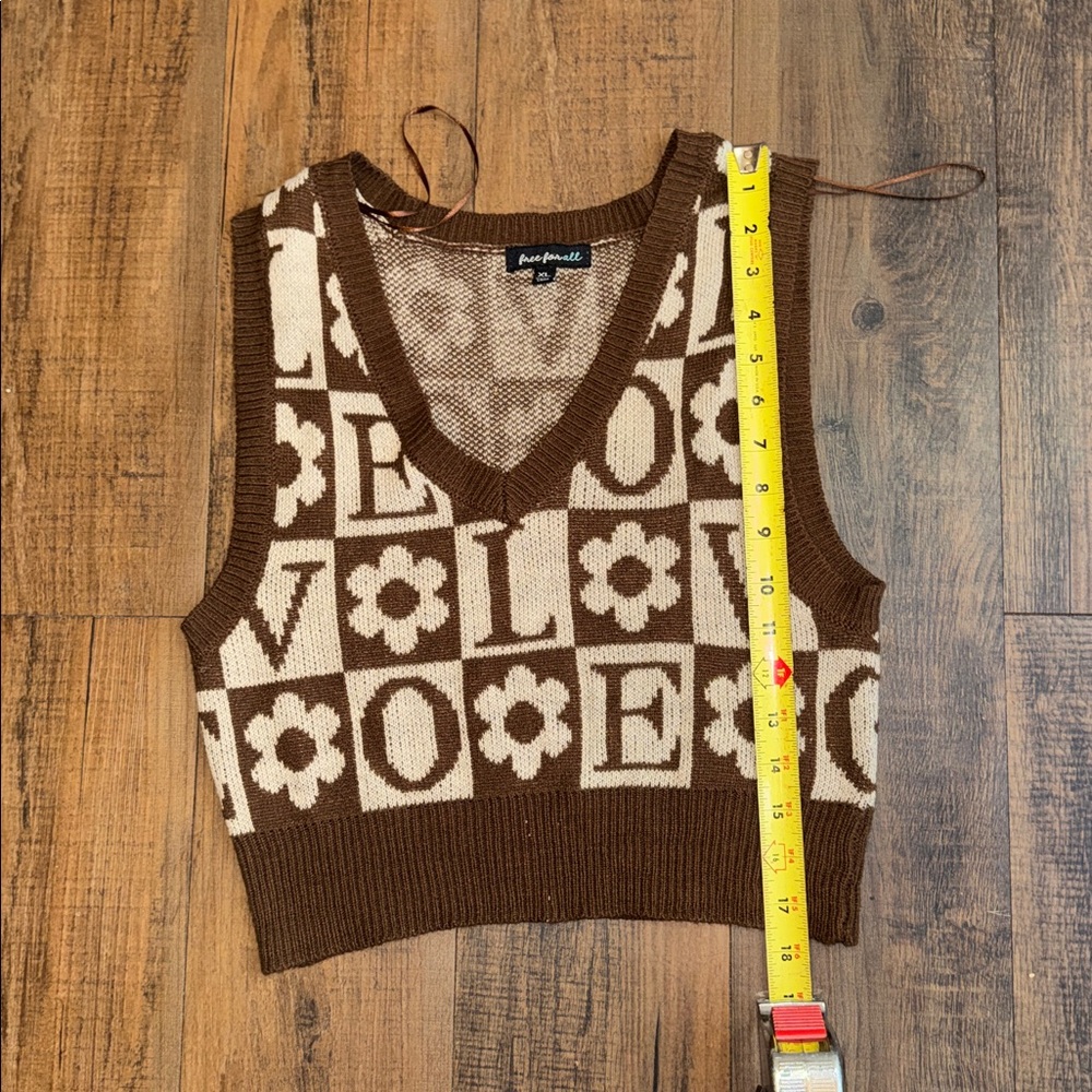 Love Graphic Knit Crop Top in Brown and Cream - Picture 8 of 10